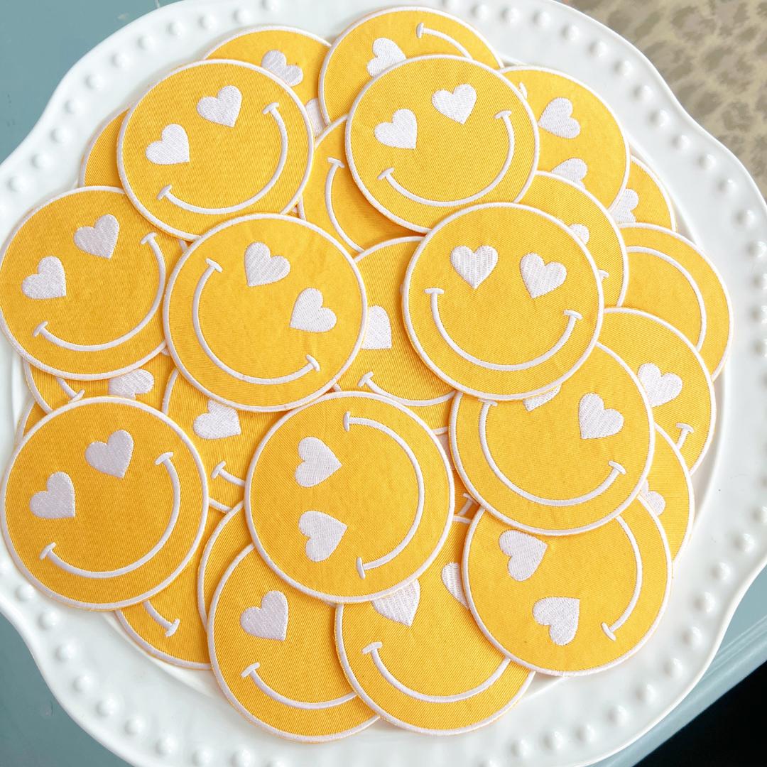 Team Color Happy Heart Patches - Yellow (10)